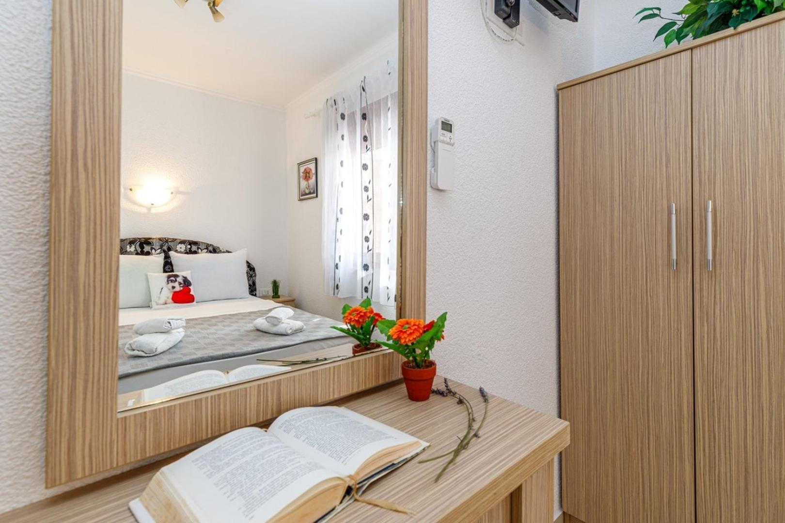 Genoa Rooms 포레치 객실 사진